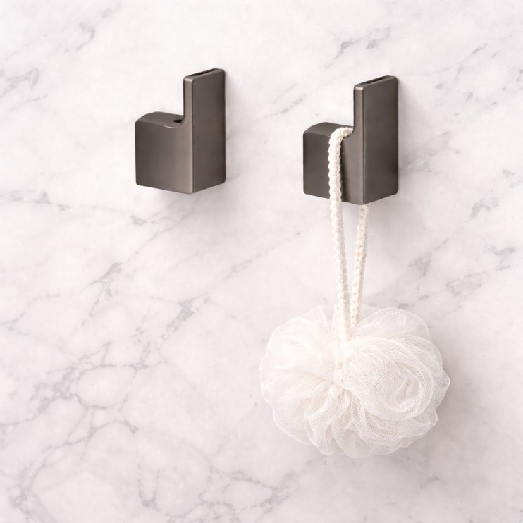 Origins Living Pirenei Hook x 2 - Gunmetal PI27-81