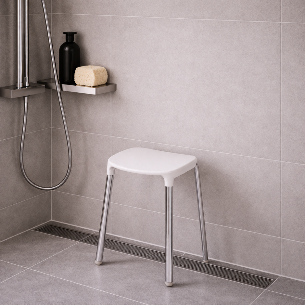 Origins Living Yannis Stool - White/Chrome 2172-02