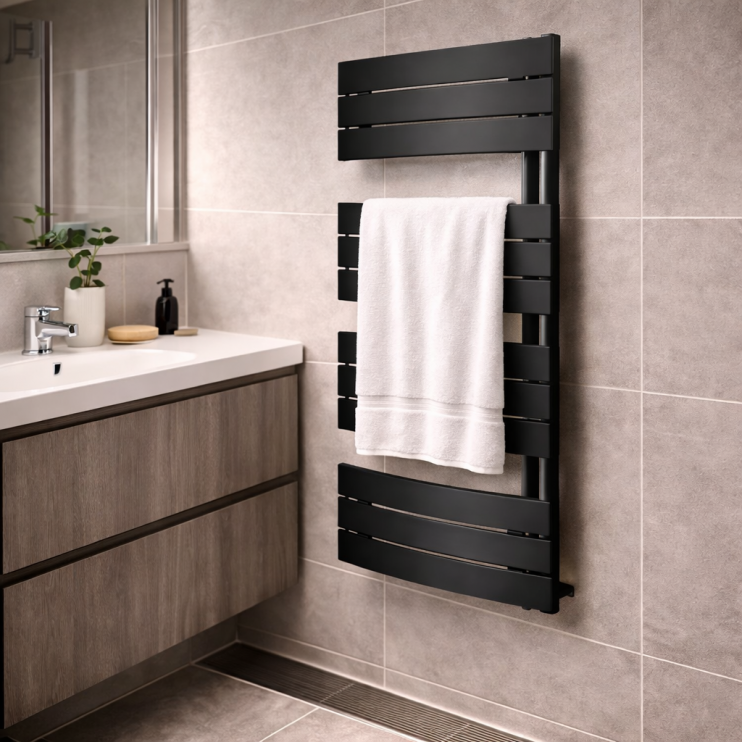 Quadrata Curved Panel Ladder Radiator (550x1080x49mm) - Anthracite