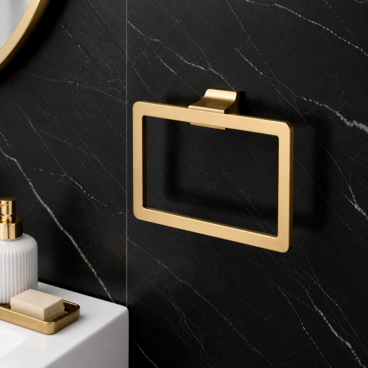 Pirenei in Brushed Gold Accessories