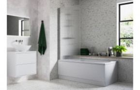 Fluted 800x1500mm Single Straight Bath Screen (5mm) - Chrome