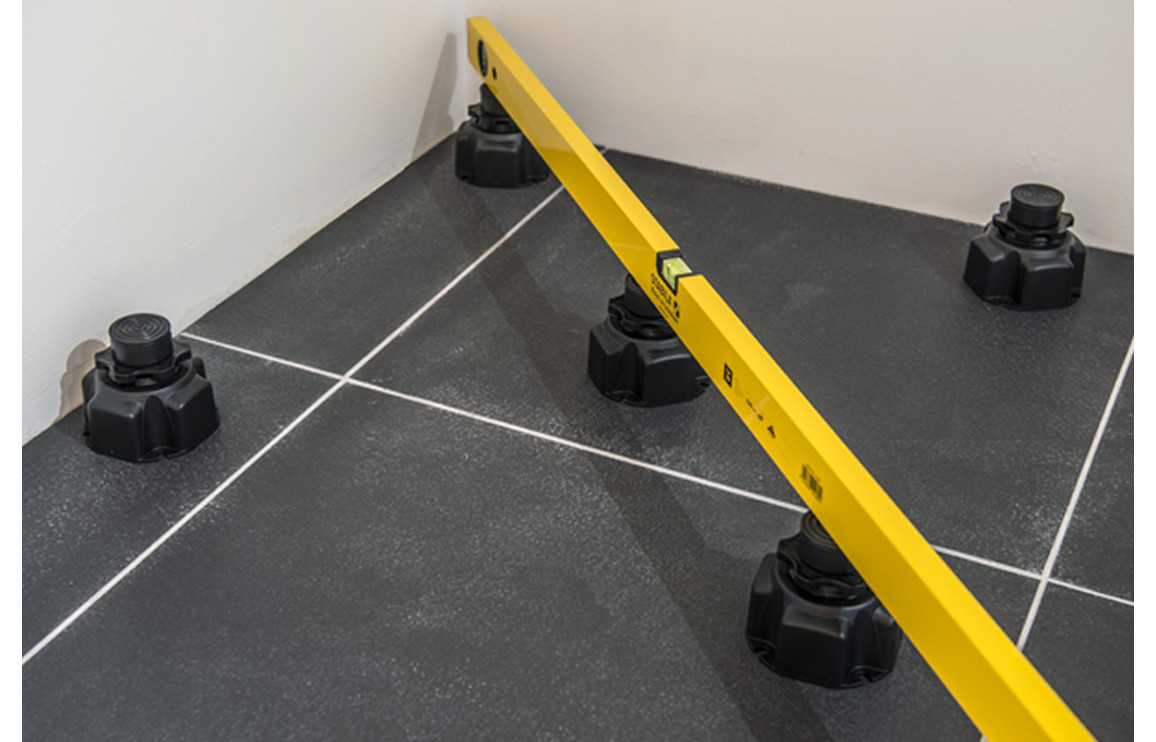 Easy Plumb Riser Kit E (For Offset Quadrant Trays) Easy Plumb Riser Kit E (For Offset Quadrant Trays)